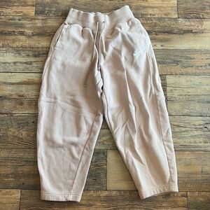 Nike Women's Sportswear Phoenix Fleece High-Waisted Oversized Sweatpants size S